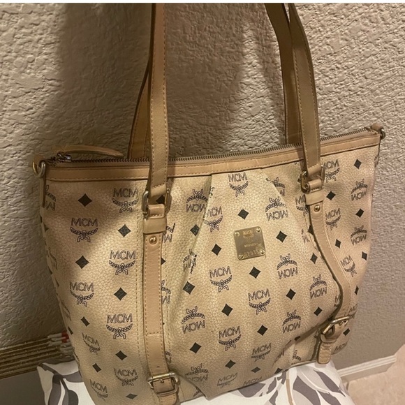 AUTHENTIC MCM Visetos Vintage Cross Shopper bag - Picture 13 of 13